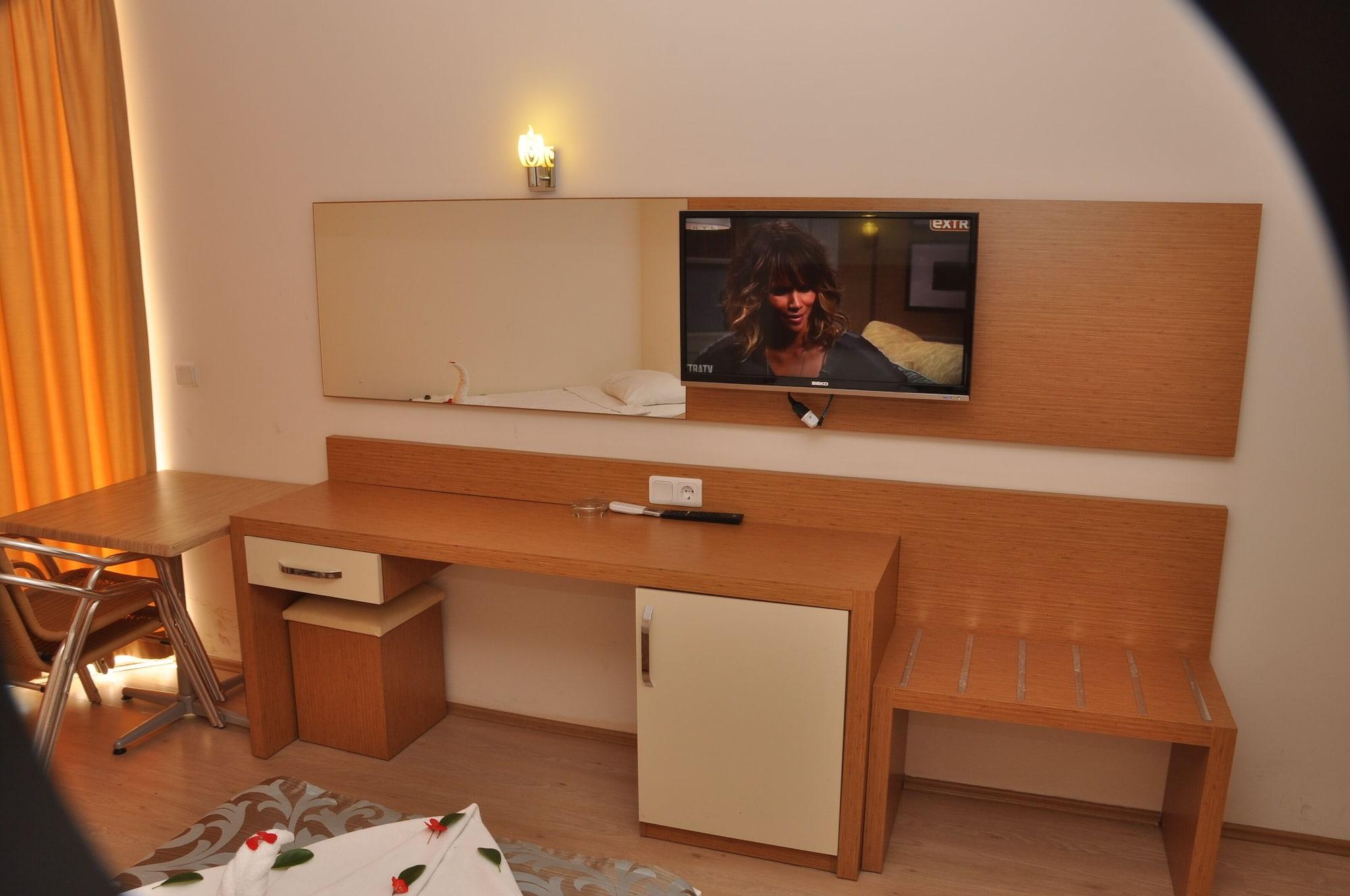 Grand Ati̇Lla Hotel Alanya Luaran gambar