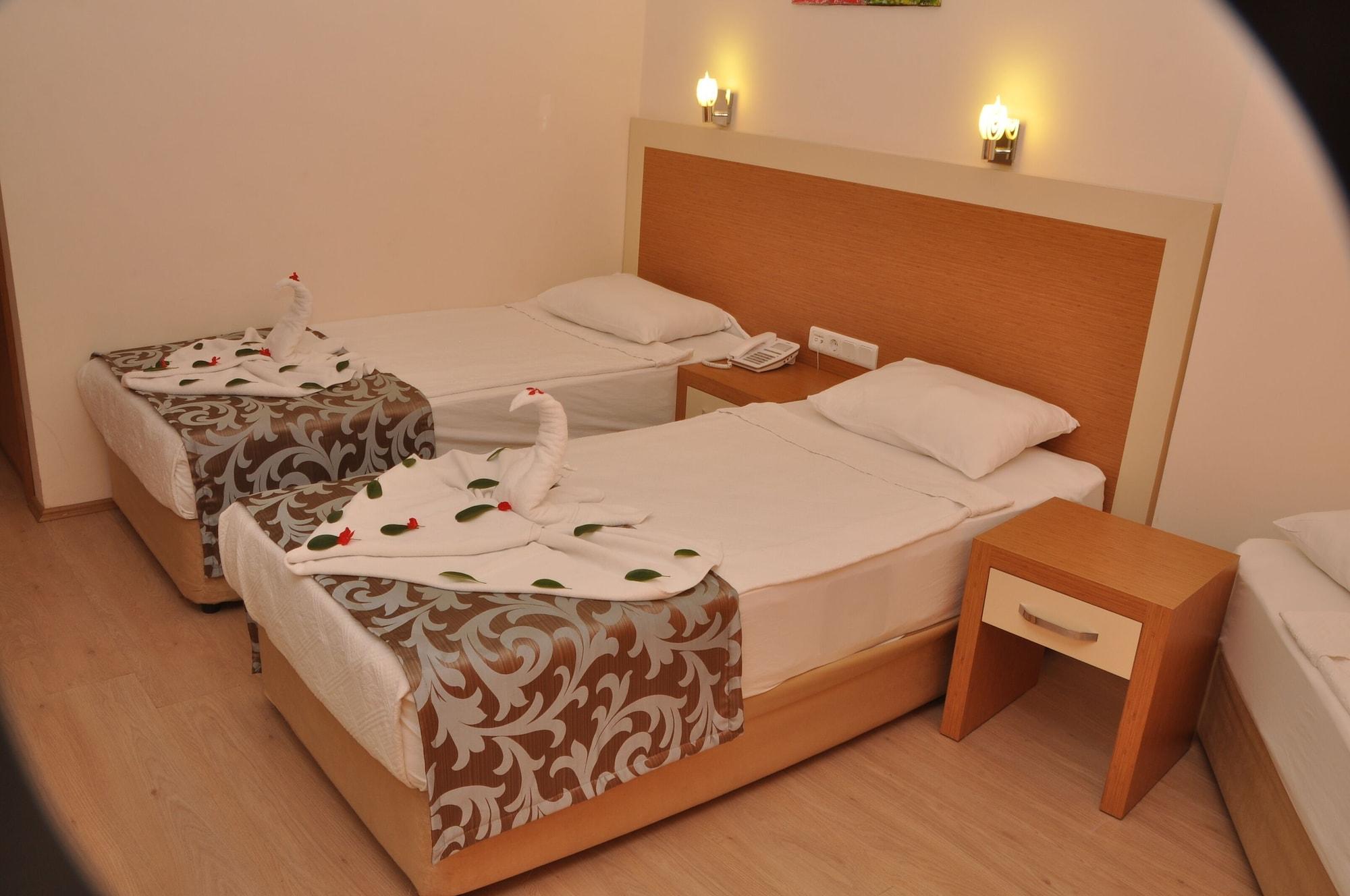 Grand Ati̇Lla Hotel Alanya Luaran gambar