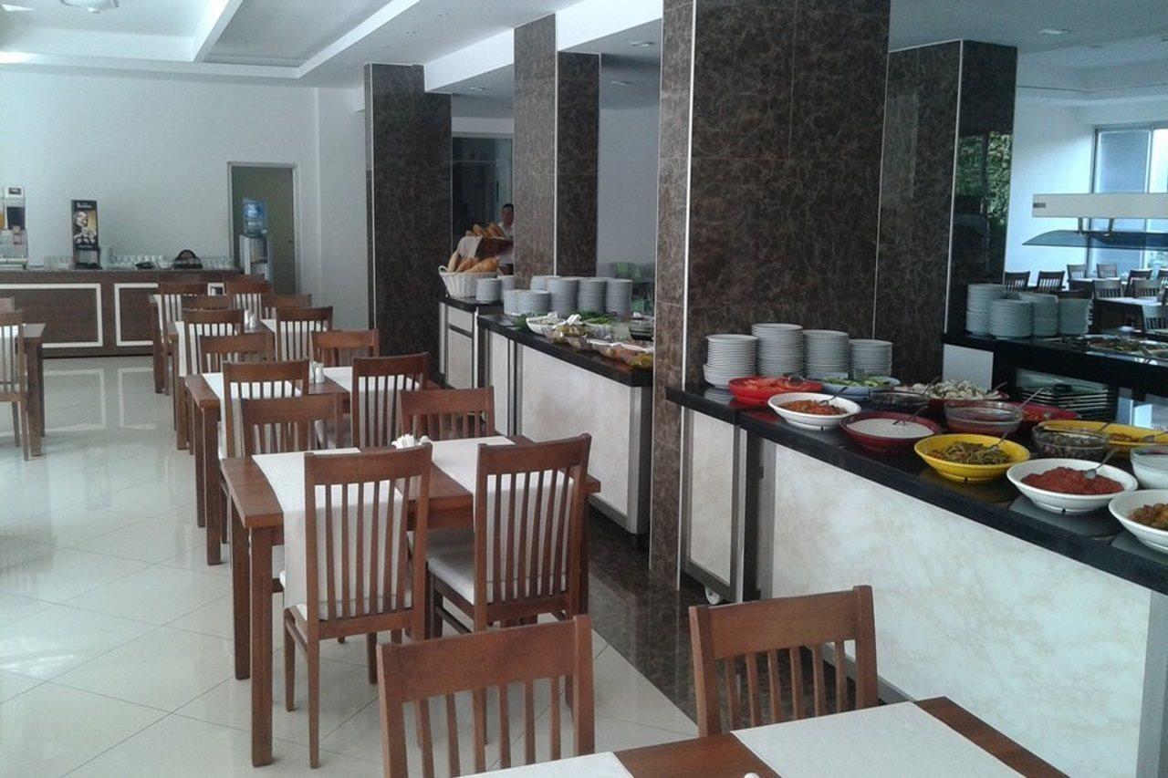 Grand Ati̇Lla Hotel Alanya Luaran gambar